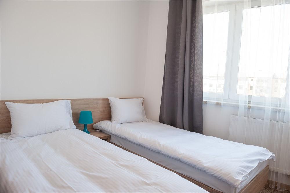 Patra Bed and Breakfast Warszawa Exteriör bild