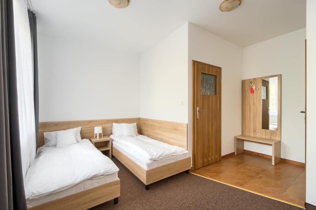 Patra Bed and Breakfast Warszawa Exteriör bild